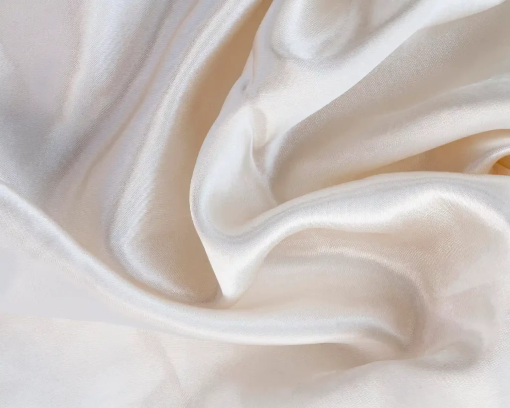 drapé de soie quelle matière pour une robe de mariée